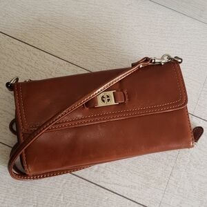 Giani Bernini crossbody wallet